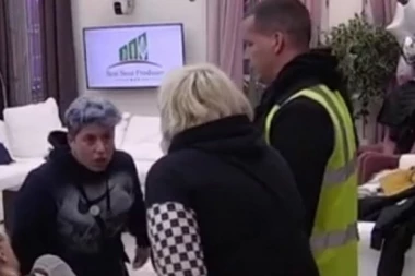 Izmeniću ti fizionomiju, bićeš je*ena i prebijena: Zorica Marković skočila na Matoru!