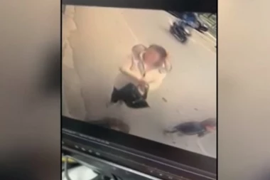 (FOTO) Ostavila tek rođenu bebu u taksiju: Ovo je majka monstrum iz Trstenika