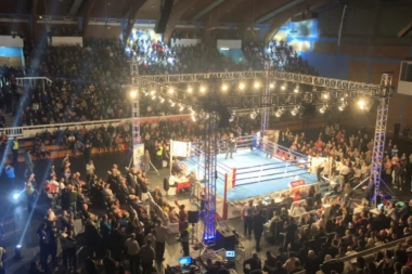 Lagator video spektakl: Bokseri Loznice razbili Metalac - velika bitka za titulu!