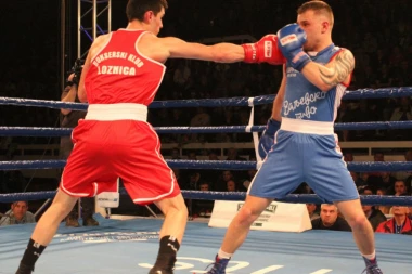 Bokserski derbi pripao Loznici