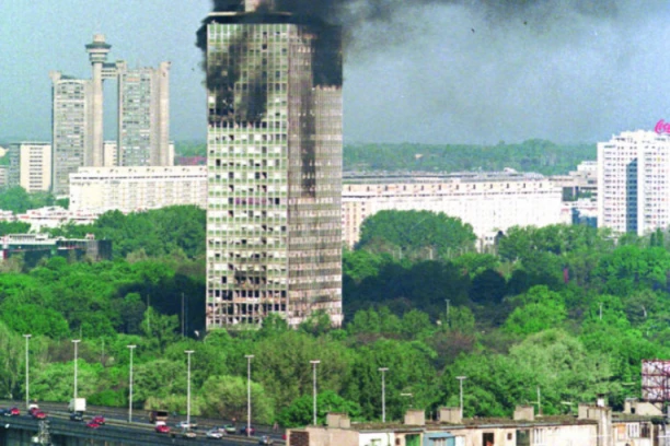 NATO DA PLATI SRBIJI 100 MILIJARDI EVRA ODŠTETE! Dosta je dvostrukih aršina: Međunarodno pravo mora da važi za sve!