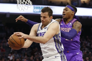 Dončić tripl-dablom srušio šampiona, Kingsi bolji od Kokoškova na krilima "profesora" Bjelice!