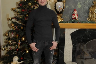 PRVO ŽELI DA VIDI DA LI JE SVE U REDU! Šijan: Nikome nisam ni pričao o tome kako će mi se dete zvati!