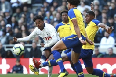 Istorija: Odigrana prva utakmica na novom stadionu Totenhema!