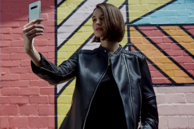 ČISTA DESETKA Samsung Galaxy S10 uči i raste sa vama