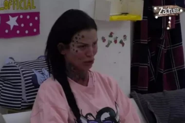 Oglasila se Jelena Krunić nakon diskvalifikacije: Evo zbog čega je Maju udarala rukama i nogama!