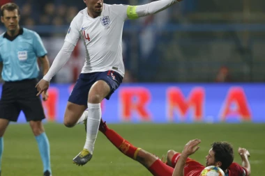Henderson PROVOCIRAO Crnogorce: Daću ti dres posle utakmice!