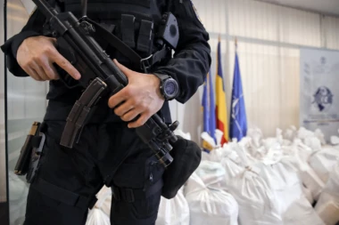 Srbin na Interpolovoj poternici zbog šverca 60 kg kokaina