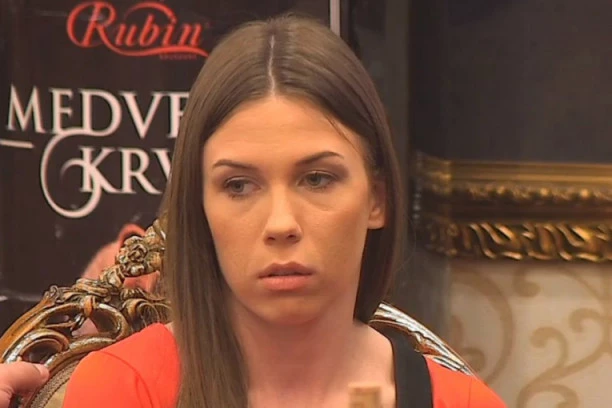 POZNATA RIJALITI LJUBAVNICA POZIVA TUĐE MUŽEVE U SVOJU ŠKOLU ZA TRENING: Obratila se ŽENAMA SA JASNOM PORUKOM!