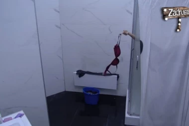 (VIDEO) Prošlost joj na tapetu: Šmrčeš kokain sa ku*če*a, prostitutko imaš sidu!