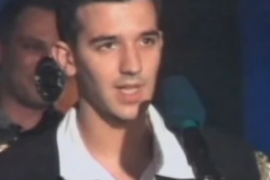 KO JE JAVNO OŠAMARIO MARKA MILOŠEVIĆA NA AERODROMU? Nećete verovati šta se desilo!