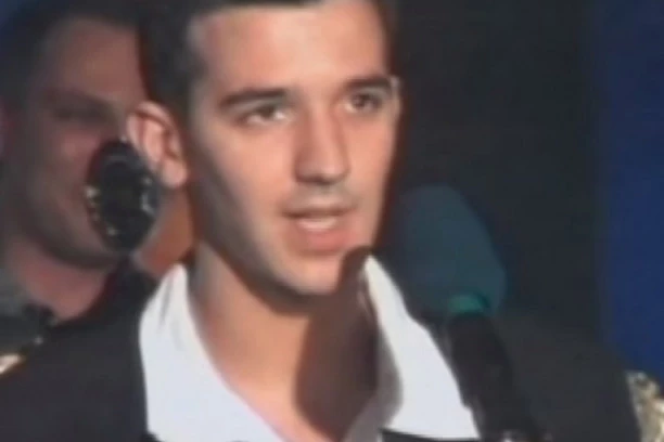 KO JE JAVNO OŠAMARIO MARKA MILOŠEVIĆA NA AERODROMU? Nećete verovati šta se desilo!