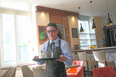 Jedinstvena prilika za osobe sa smetnjama u razvoju: Zvuci srca odjekuju u čitavom regionu!