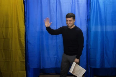 PREDSEDNIK UKRAJINE NEZADOVOLJAN! Zelenski: Nepravda je što još nema vakcina od EU