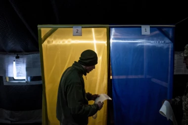 Pogled iz Rusije: Evo kako Moskva gleda na predizbornu kampanju u Ukrajini