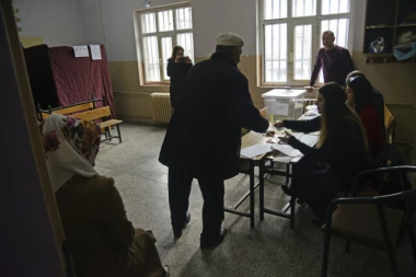 Pucnjava, ubadanje noževima... Tokom lokalnih izbora u Turskoj četvoro mrtvih