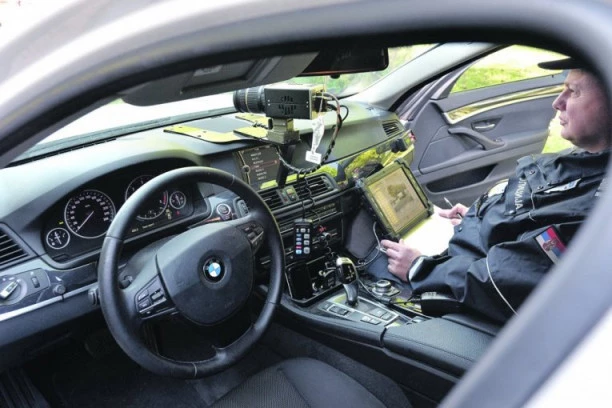 BUGARIN DIVLJAO KOD JAGODINE! Audijem zapucao auto-putem, policija izmerila DA JE VOZIO 233 KM/H!
