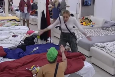 Matora prevarila Sanju sa Lunom Đogani! Anabela pretila Jovani gepekovanjem!