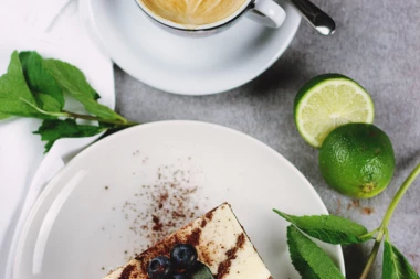 Kolač koji svi vole: Ovo je recept za savršene ledene kocke