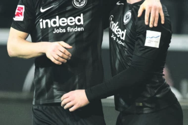 Milan Jović za "Srpski telegraf" posle sjajne partije svog sina: Rekao sam Luki, DAĆEŠ GOL, A KOLE ĆE ASISTIRATI!