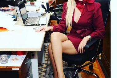 "Ne sme da se desi da zbog protesta ženama pozli i da Hitna pomoć ne može da prođe!"