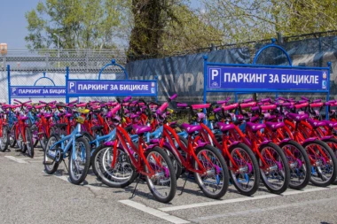 "Parking servis" pripremio iznenađenje za najmlađe