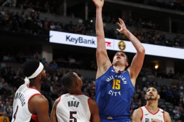 Svi Srbi dvocifreni u svojim mečevima: Jokić najefikasniji, poraz Bogdana i Nemanje