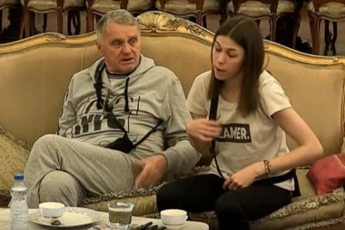 Milijana Bogdanović kivna na Božića, žestoko ga isprozivala: Milojko joj ostavio SAMO OVO!