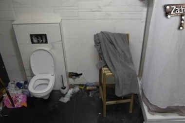 Leglo zaraze! Luna i Marko vodili ljubav u štrokavom kupatilu: Prevrnuće vam se želudac kada ovo vidite!