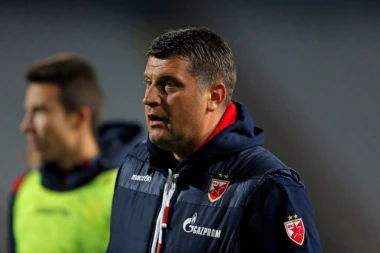 Nismo vanzemaljci i superherojska ekipa...trudimo se! Samo reči hvale o Dancima