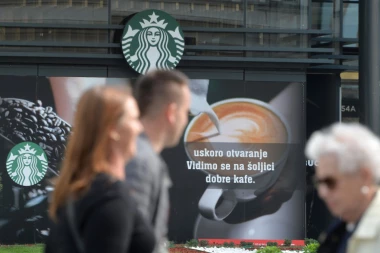 Starbaks u Beogradu i to na ЋИРИЛИЦИ