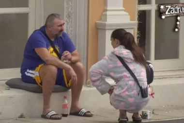 (VIDEO) Miki pokušao da pomiri Ljubu, Aleksandru i Karađorđa, a onda je ona oplela po njima!