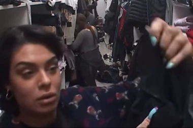 (VIDEO) Ogavno: Maja usmrdela i uflekala Draganinu trenerku između nogu, a onda je Mina uradila OVO!