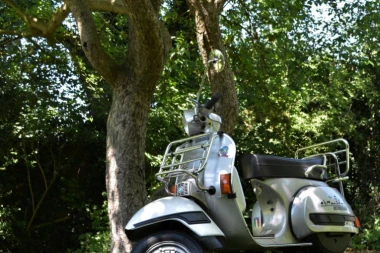 (VIDEO) Presmešno! Njih dvojica su potpuno zbunili prolaznike: Zvuk i slika se ne poklapaju!