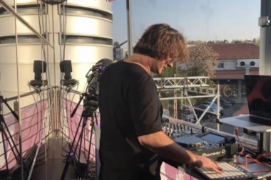 Počinje turneja DJ Žeksa: Mitrović preduzeo sve mere za organizovanje žurke ispred Skupštine!