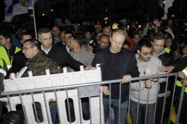 Đilasov plan da uđe u Skupštinu: Evo zašto pokret "1 od 5 miliona" neće bojkot!