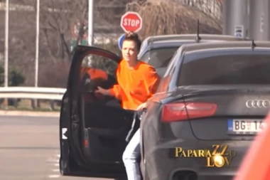 Kija četiri puta prošla na crveno: Kockareva uhvaćena kako se bahati u saobraćaju!