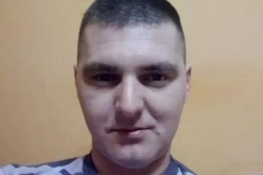 Isplivao uznemirujući snimak samoubice sa Fejsbuka! Ko ku*ka si mi decu otela! Na sav glas ispred kuće pretio da će se ubiti