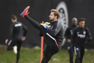 Srbi iz Ajntrahta ostaju bez golmana