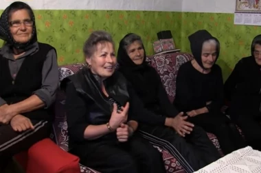 (VIDEO) Pet bosanskih virdžina! Petra, Stoja, Goja, Anica i Živana gaze osmu deceniju i nikada se nisu udavale