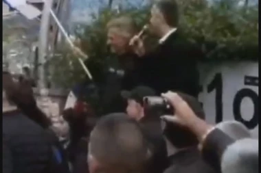 (VIDEO) Fašisto, fašisto! Nišlije izviždale Obradovića i Mijailovića