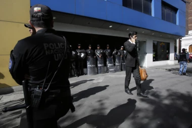 Uhapšen švedski programer, pristalica Asanža