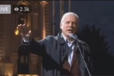 (VIDEO) Šok na kraju protesta: Zvižduci za Borisa Tadića!