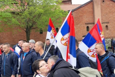 NA BRANIKU OTADŽBINE: Srbi sa Kosova danas masovno izašli iz domova, BUDUĆNOST je u pitanju