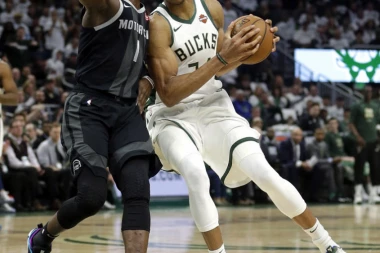 Hjuston i Milvoki gaze od starta: Janis uništio Pistonse!