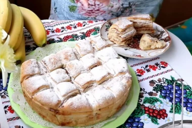 (VIDEO) Probajte slasnu pogaču sa džemom i orasima