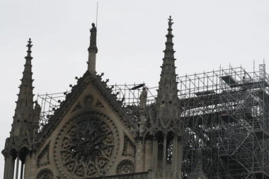 RESTAURACIJA KATEDRALE: Nakon pet godina završen deo obnove Notr Dama u Parizu! (VIDEO)
