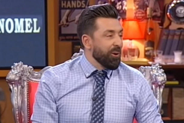 (FOTO,VIDEO) RODITELJI ZA PRIMER: Evo kako Ognjen Amidžić sa suprugom brine o SINU!