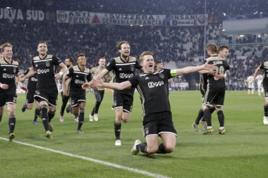 Ajaks čuva tvorca uspeha u Ligi šampiona