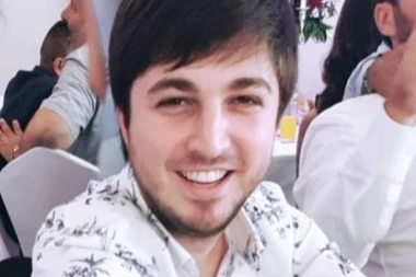 Srpski telegraf ekskluzivno saznaje: Sin ministra policije pljuvao i vređao Zvezdaše u "Morači"!